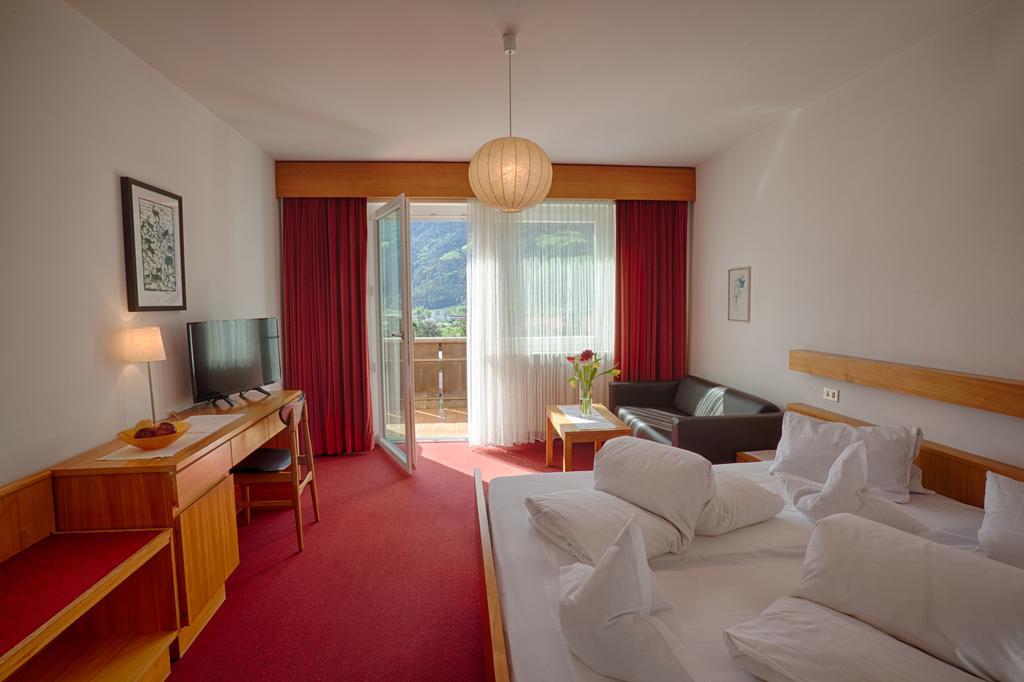 Hotel Weingarten Naturns Extérieur photo